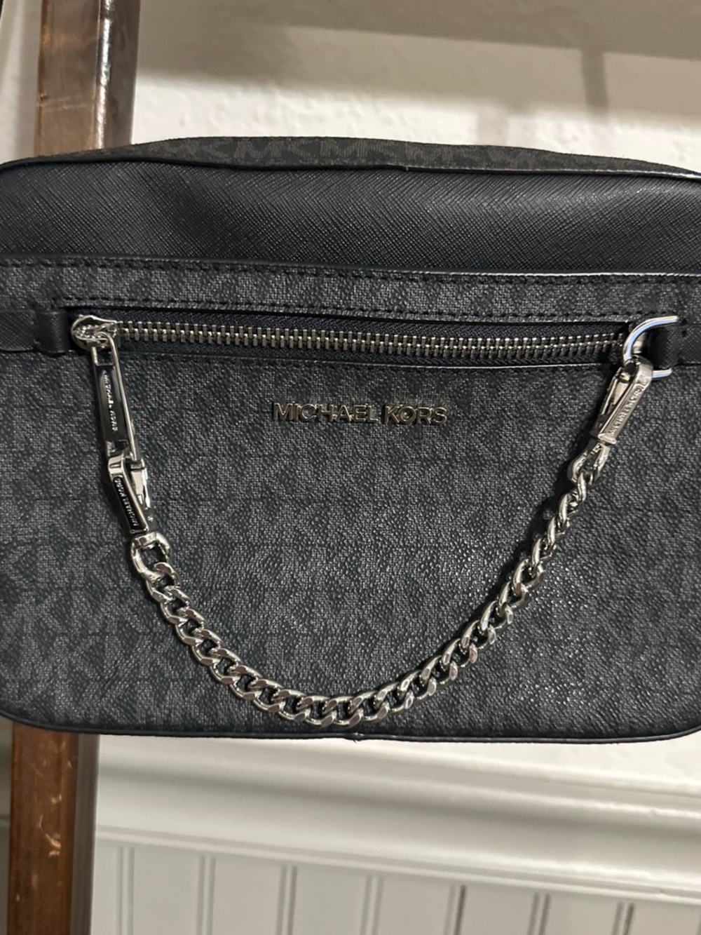 Michael Kors Black Men's Belt Bag with Silver Chain Accent - Picture 1 of 4